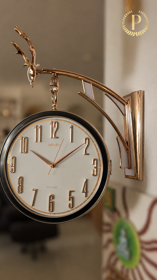 Hanging clock with 2 sides dial