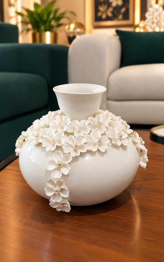 Tayhaa hand-pinched 3D floral ceramic decorative vase