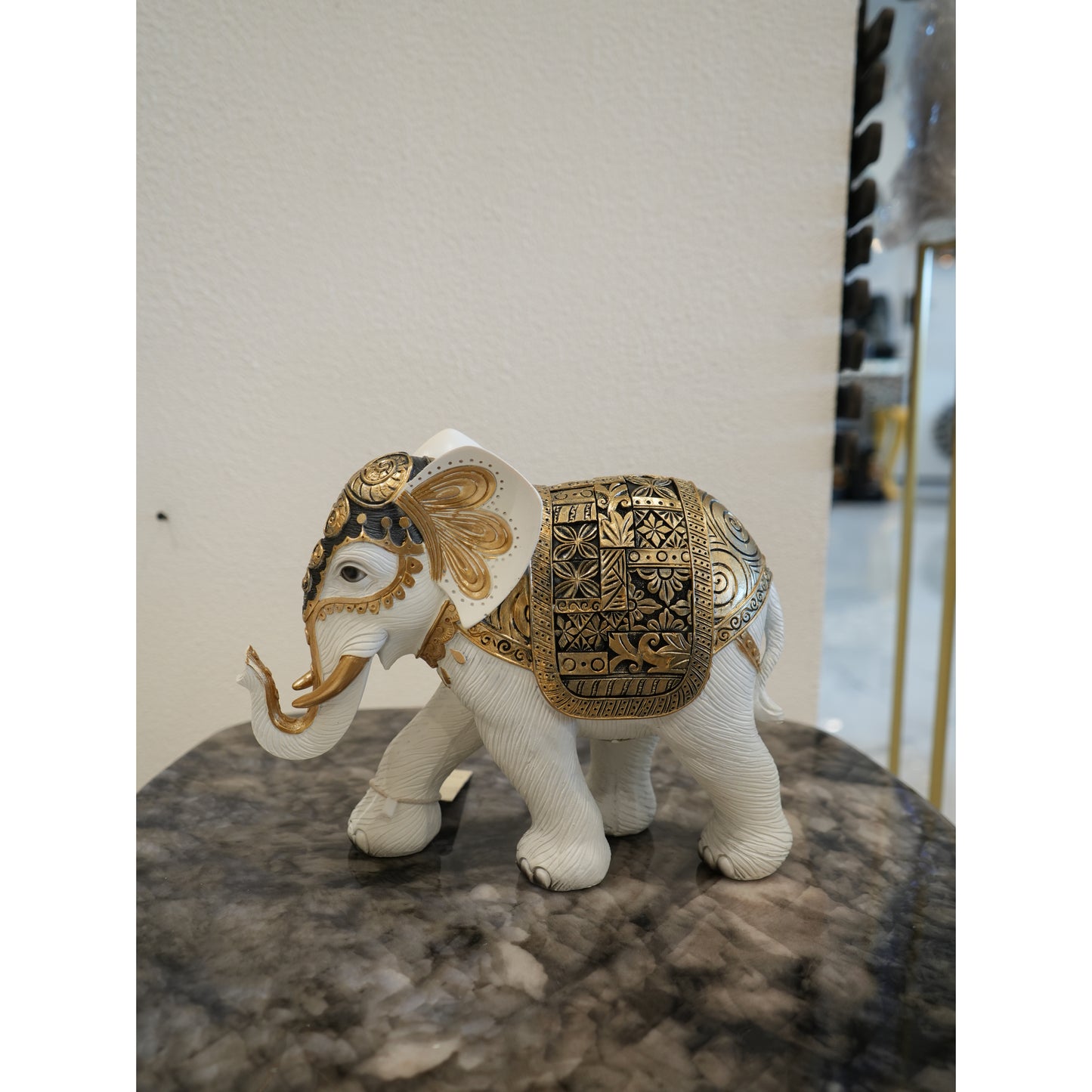 Big white gold carving elephant