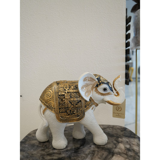 Small white gold carving elephant
